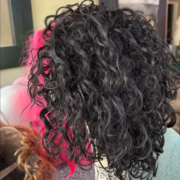 Bundle of 3 Wigs - Picture 8 of 13